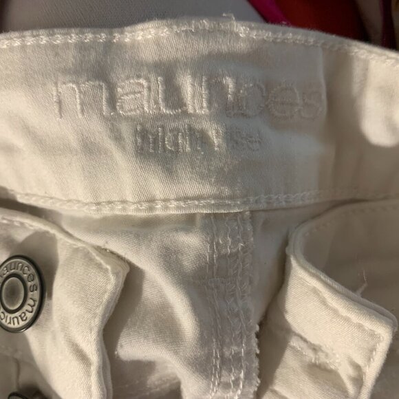 Maurices high rise white pants - size medium - Picture 2 of 6